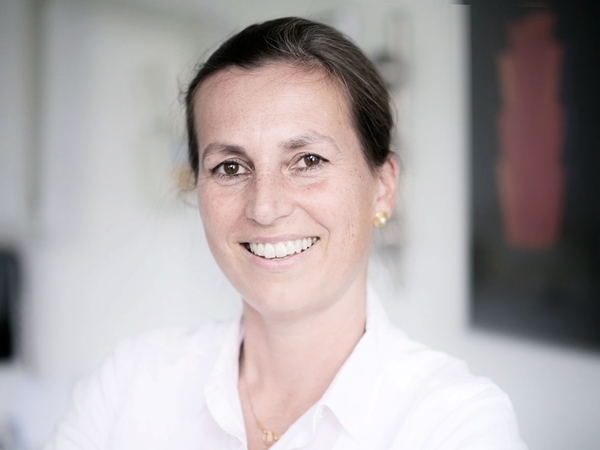 Dr. Julia Rose